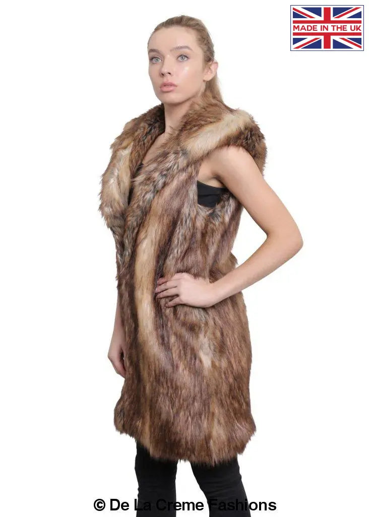 De La Creme - Women's Faux Fur Hooded Gilet