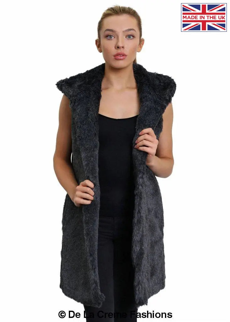 De La Creme - Women's Faux Fur Hooded Gilet